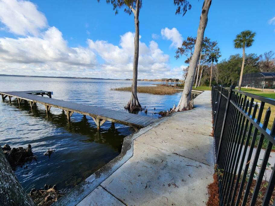 Paradise On Lake Harris Apt #202 Лийсбърг Екстериор снимка