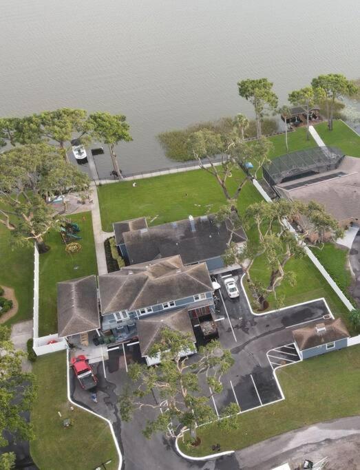 Paradise On Lake Harris Apt #202 Лийсбърг Екстериор снимка